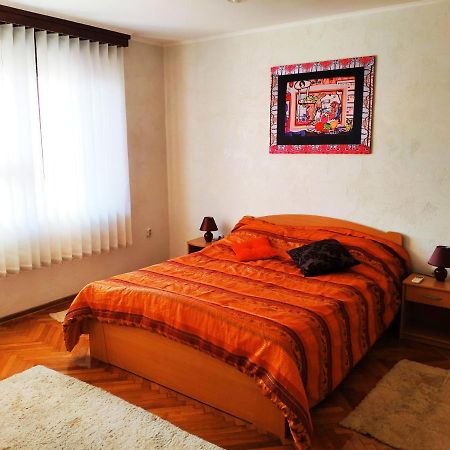 V2 With Love - Vintage Modern And Spacious بلغراد المظهر الخارجي الصورة