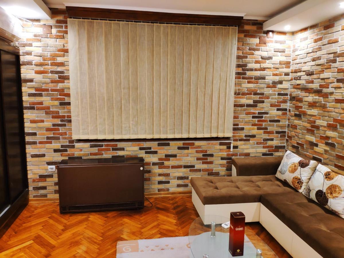 V2 With Love - Vintage Modern And Spacious بلغراد المظهر الخارجي الصورة